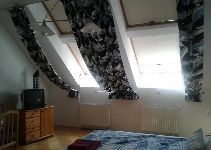 アパート Gozsdu Spacious